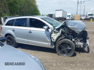 2015 Audi Q7 S line Prestige with VIN WA1DGAFE6FD008203, listed as a IAAI auction lot 42165490 with 111,158 mi miles and . Bid and sale history available at DreamBid. Image 13.