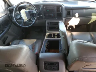 2003 GMC Yukon SLE with VIN 1GKEK13Z13R249251, listed as a Copart auction lot 88695635 with 189,129 mi miles and Salvage Title. Bid and sale history available at carsss.com. Image 8.