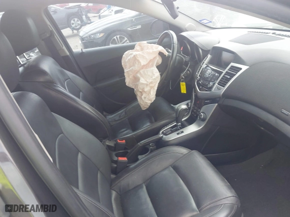 2015 Chevrolet Cruze LT with VIN 1G1PE5SB7F7141782, listed as a IAAI auction lot 41952674 with 132,574 mi miles. Bid and sale history available at carsss.com. Image 5.