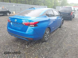 2021 Nissan Versa SV z VIN 3N1CN8EV1ML857229, wystawiony jako IAAI lot #42240795 z przebiegiem 77 521 mil mil oraz . Historia ofert i sprzedaży dostępna na DreamBid. Obrazek 4.