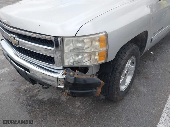 2010 Chevrolet Silverado 1500 LT with VIN 1GCSKSE36AZ117614, listed as a IAAI auction lot 41206928 with 1 mi miles. Bid and sale history available at carsss.com. Image 11.