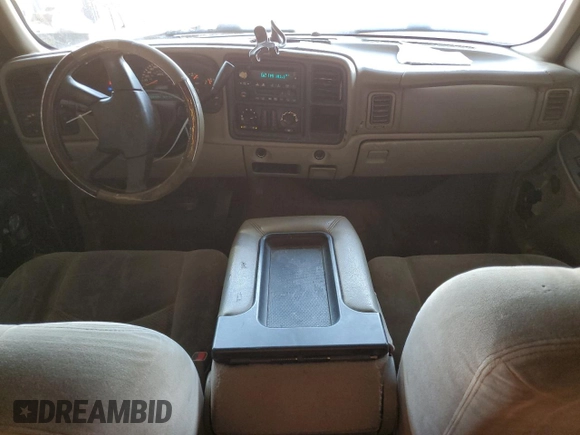 2004 Chevrolet Tahoe LS with VIN 1GNEC13V14R200632, listed as a Copart auction lot 74613094 with 303,254 mi miles and Salvage Title. Bid and sale history available at carsss.com. Image 8.