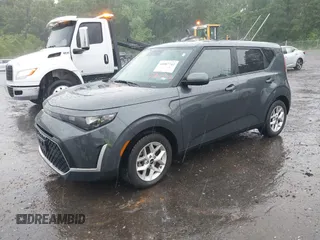 2023 Kia Soul LX with VIN KNDJ23AU8P7882912, listed as a IAAI auction lot 42087742 with 44,138 mi miles. Bid and sale history available at carsss.com. Image 18.