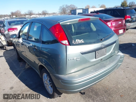 2006 Ford Focus S z VIN 1FAFP37N16W164037, wystawiony jako IAAI lot #41035779 z przebiegiem 251 770 mil mil oraz . Historia ofert i sprzedaży dostępna na DreamBid. Obrazek 3.