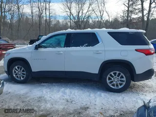 2021 Chevrolet Traverse LS with VIN 1GNEVFKW4MJ205324, listed as a IAAI auction lot 41337141 with 39,783 mi miles. Bid and sale history available at carsss.com. Image 14.