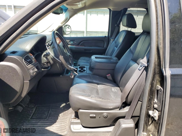 2008 Chevrolet Silverado 1500 LT w/2LT with VIN 2GCEC190881175974, listed as a Copart auction lot 51721825 with 199,809 mi miles and Clean Title. Bid and sale history available at carsss.com. Image 7.