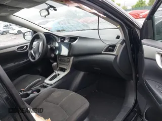 2013 Nissan Sentra SL z VIN 3N1AB7AP4DL776842, wystawiony jako IAAI lot #42271188 z przebiegiem 135 832 mil mil oraz . Historia ofert i sprzedaży dostępna na DreamBid. Obrazek 5.