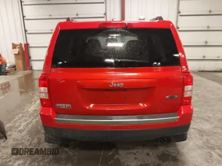 2016 Jeep Patriot Sport SE with VIN 1C4NJPBA1GD698462, listed as a IAAI auction lot 42180819 with 105,000 mi miles and . Bid and sale history available at DreamBid. Image 16.