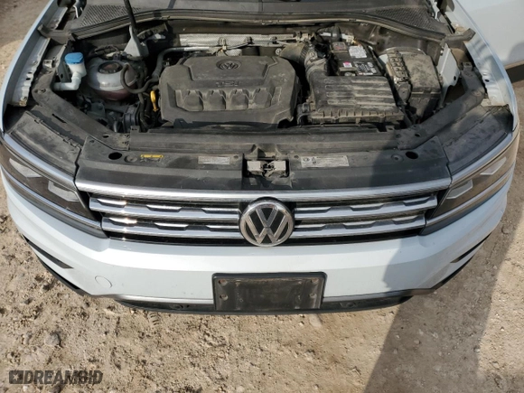2018 Volkswagen Tiguan SEL Premium with VIN 3VV5B7AX6JM156841, listed as a Copart auction lot 88138225 with 93,460 mi miles and Salvage Title. Bid and sale history available at carsss.com. Image 12.