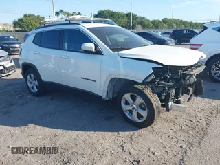 2021 Jeep Compass Altitude with VIN 3C4NJCBB4MT567601, listed as a IAAI auction lot 41433387 with 69,993 mi miles. Bid and sale history available at carsss.com. Image 1.
