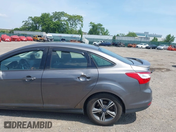 2012 Ford Focus SE с VIN 1FAHP3F26CL407046, выставлен на аукционе IAAI как лот 42574294 с пробегом 143 441 миль миль и . История ставок и продаж доступна на DreamBid. Изображение 6.