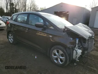 2014 Kia Rondo LX with VIN KNAHT8A33E7040473, listed as a Copart auction lot 77416904 with 221,723 mi miles and Salvage Title. Bid and sale history available at carsss.com. Image 4.