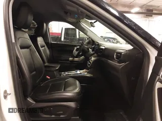 2022 Ford Explorer XLT z VIN 1FMSK8DH4NGB05636, wystawiony jako IAAI lot #42211545 z przebiegiem 55 366 mil mil oraz . Historia ofert i sprzedaży dostępna na DreamBid. Obrazek 5.
