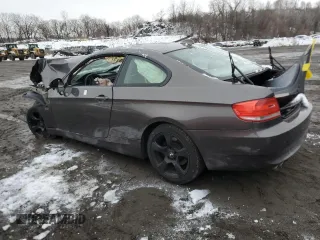 2009 BMW 3 Series 328i xDrive with VIN WBAWV53519P079602, listed as a Copart auction lot 43952555 with Not Provided miles and Salvage Title. Bid and sale history available at carsss.com. Image 2.