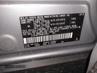 2025 Toyota RAV4 XLE Premium z VIN 2T3A1RFV9SW522259, wystawiony jako IAAI lot #42101238 z przebiegiem 1 479 mil mil oraz . Historia ofert i sprzedaży dostępna na DreamBid. Obrazek 9.