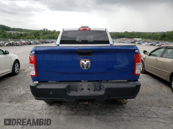 2019 Ram 2500 Tradesman z VIN 3C6UR4CJ1KG517879, wystawiony jako Copart lot #65409294 z przebiegiem 87 132 mil mil oraz Szkoda całkowita • Salvage title. Historia ofert i sprzedaży dostępna na DreamBid. Obrazek 6.