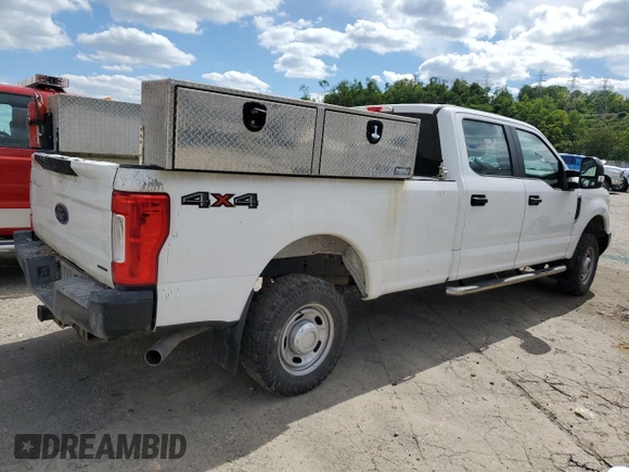 2019 Ford F-250 XL with VIN 1FT7W2B60KEC69079, listed as a Copart auction lot 57605395 with 142,011 mi miles and Clean title. Bid and sale history available at DreamBid. Image 3.