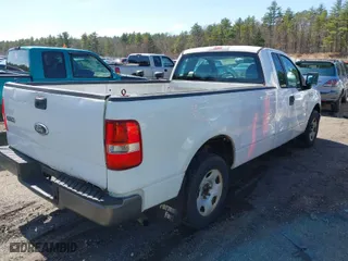 2007 Ford F-150 XL with VIN 1FTRF122X7NA21347, listed as a IAAI auction lot 41932101 with 112,623 mi miles. Bid and sale history available at carsss.com. Image 4.