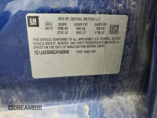 2012 Chevrolet Sonic LS z VIN 1G1JA5SH5C4192846, wystawiony jako Copart lot #59932985 z przebiegiem 122 598 mil mil oraz Szkoda całkowita • Salvage title. Historia ofert i sprzedaży dostępna na DreamBid. Obrazek 12.