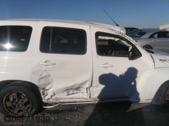 2011 Chevrolet HHR LS with VIN 3GNBAAFW1BS647906, listed as a IAAI auction lot 41421828 with 242,596 mi miles and . Bid and sale history available at DreamBid. Image 13.