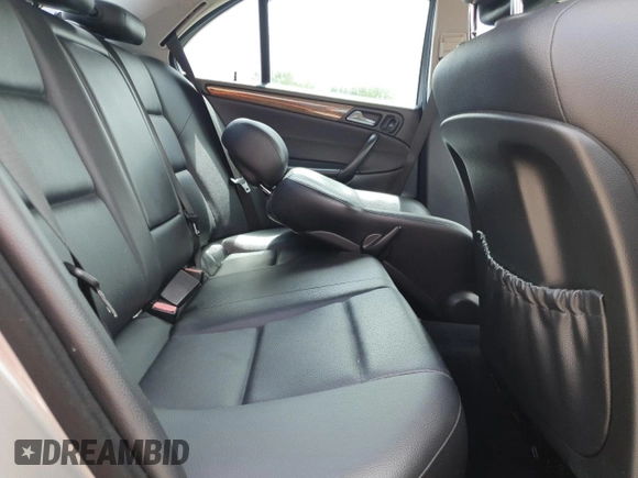 2007 Mercedes-Benz C 230 Sport with VIN WDBRF52H77E026905, listed as a Copart auction lot 58012235 with 148,975 mi miles and Salvage title. Bid and sale history available at DreamBid. Image 10.