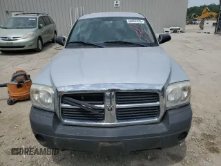 2006 Dodge Dakota ST z VIN 1D7HE22K56S580539, wystawiony jako Copart lot #60862435 z przebiegiem 159 804 mil mil oraz Czysty tytuł • Clean title. Historia ofert i sprzedaży dostępna na DreamBid. Obrazek 5.