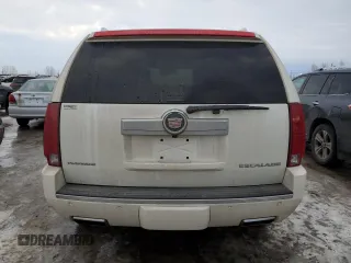 2014 Cadillac Escalade Platinum z VIN 1GYS4DEF6ER244833, wystawiony jako Copart lot #86022604 z przebiegiem 79 038 mil mil oraz Szkody całkowita. Historia ofert i sprzedaży dostępna na DreamBid. Obrazek 6.