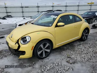 2013 Volkswagen Beetle 2.5L с VIN 3VWJX7AT1DM609289, выставлен на аукционе Copart как лот 89073355 с пробегом Не указан миль и Списание • Salvage title. История ставок и продаж доступна на DreamBid. Изображение 1.