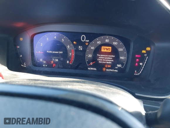 2023 Acura Integra w/A-Spec Package z VIN 19UDE4H32PA009054, wystawiony jako IAAI lot #41973965 z przebiegiem 62 965 mil mil oraz . Historia ofert i sprzedaży dostępna na DreamBid. Obrazek 7.