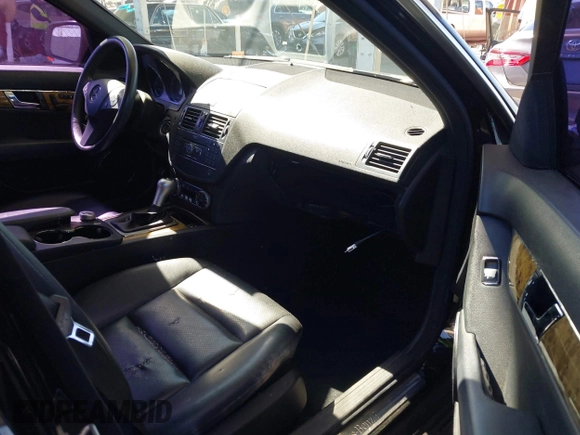 2009 Mercedes-Benz C 350 Sport with VIN WDDGF56X09R058025, listed as a IAAI auction lot 42660388 with 217,195 mi miles and . Bid and sale history available at DreamBid. Image 5.