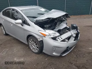 2015 Toyota Prius Four z VIN JTDKN3DU0F0455819, wystawiony jako IAAI lot #42169941 z przebiegiem 63 861 mil mil oraz . Historia ofert i sprzedaży dostępna na DreamBid. Obrazek 6.