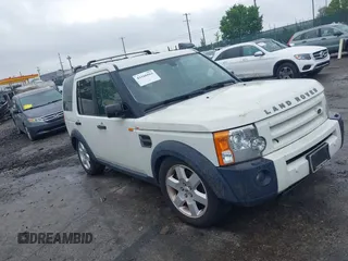 2008 Land Rover LR3 HSE z VIN SALAG254X8A460269, wystawiony jako IAAI lot #42166502 z przebiegiem 208 000 mil mil oraz . Historia ofert i sprzedaży dostępna na DreamBid. Obrazek 1.