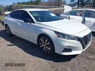 2020 Nissan Altima 2.5 SR with VIN 1N4BL4CV5LC194371, listed as a IAAI auction lot 41816369 with 105,075 mi miles. Bid and sale history available at carsss.com. Image 1.