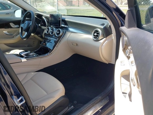 2015 Mercedes-Benz C 300 with VIN 55SWF4JB7FU059751, listed as a IAAI auction lot 42039373 with 59,625 mi miles and . Bid and sale history available at DreamBid. Image 5.