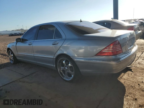2001 Mercedes-Benz S-Class with VIN WDBNG75JX1A147190, listed as a Copart auction lot 68037254 with 0 mi miles and Salvage Title. Bid and sale history available at carsss.com. Image 2.
