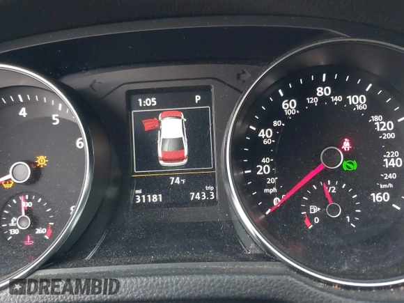 2019 Volkswagen Passat Wolfsburg Edition z VIN 1VWLA7A30KC002809, wystawiony jako IAAI lot #42341311 z przebiegiem 31 181 mil mil oraz . Historia ofert i sprzedaży dostępna na DreamBid. Obrazek 16.