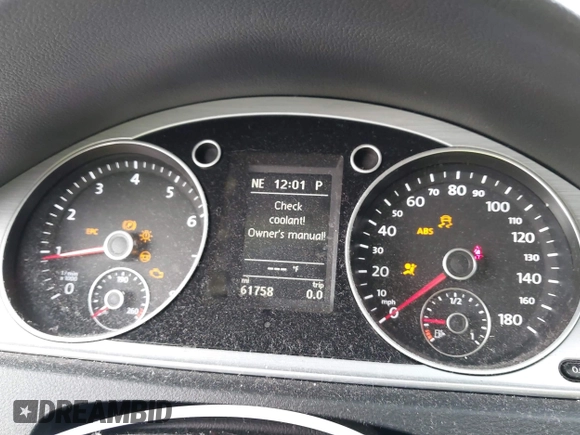 2013 Volkswagen CC R-Line с VIN WVWBN7AN7DE564427, выставлен на аукционе IAAI как лот 42274303 с пробегом 61 758 миль миль и . История ставок и продаж доступна на DreamBid. Изображение 7.