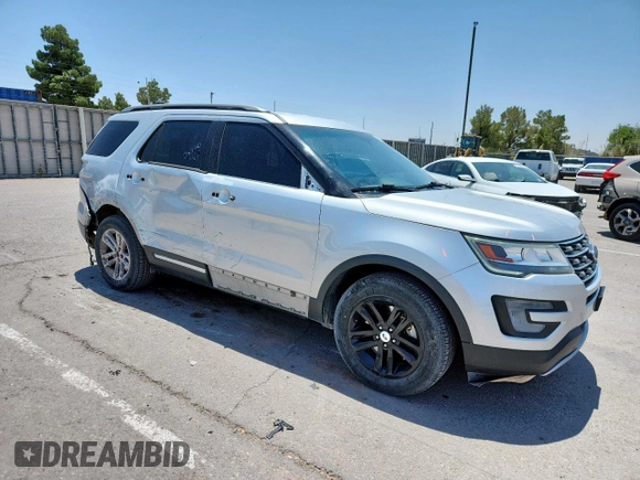 2017 Ford Explorer XLT with VIN 1FM5K7D84HGD05878, listed as a Copart auction lot 58927695 with 117,559 mi miles and Salvage title. Bid and sale history available at DreamBid. Image 4.