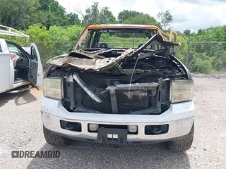 2007 Ford F-250 XL z VIN 1FTSW21P07EB36446, wystawiony jako IAAI lot #39720572 z przebiegiem Nie podano mil oraz . Historia ofert i sprzedaży dostępna na DreamBid. Obrazek 6.