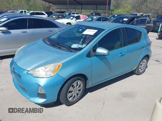 2013 Toyota Prius One z VIN JTDKDTB3XD1045937, wystawiony jako IAAI lot #41862939 z przebiegiem 144 947 mil mil oraz . Historia ofert i sprzedaży dostępna na DreamBid. Obrazek 2.