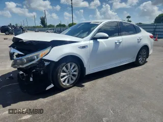 2017 Kia Optima EX with VIN 5XXGU4L32HG126726, listed as a Copart auction lot 61028895 with 77,148 mi miles and Salvage title. Bid and sale history available at DreamBid. Image 1.