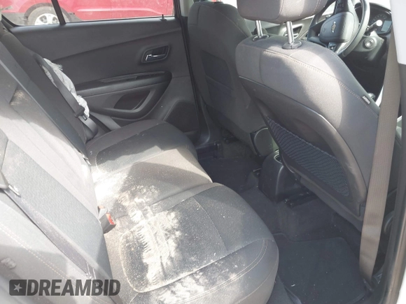 2021 Chevrolet Trax LS with VIN KL7CJKSB2MB323395, listed as a IAAI auction lot 41548740 with 85,999 mi miles. Bid and sale history available at carsss.com. Image 8.