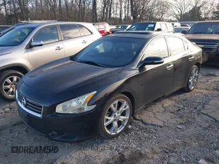 2012 Nissan Maxima SV z VIN 1N4AA5AP7CC863591, wystawiony jako IAAI lot #41619828 z przebiegiem 139 938 mil mil oraz . Historia ofert i sprzedaży dostępna na DreamBid. Obrazek 2.