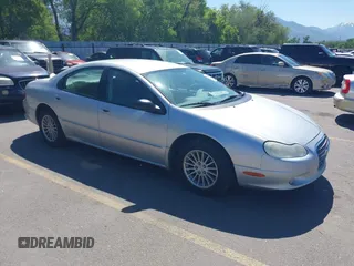 2004 Chrysler Concorde LXi z VIN 2C3HD36M44H703982, wystawiony jako IAAI lot #42303728 z przebiegiem 126 209 mil mil oraz . Historia ofert i sprzedaży dostępna na DreamBid. Obrazek 1.