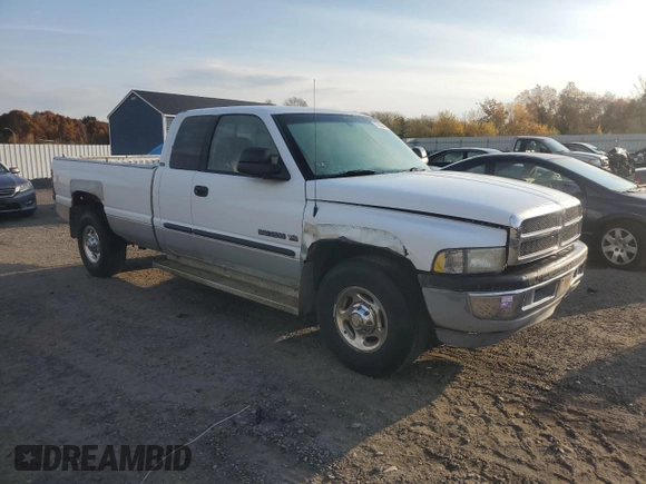 2001 Dodge 2500 z VIN 1B7KC23W11J521008, wystawiony jako Copart lot #77002964 z przebiegiem 155 114 mil mil oraz Czysty tytuł • Clean title. Historia ofert i sprzedaży dostępna na DreamBid. Obrazek 4.