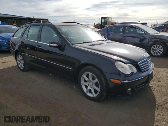 2005 Mercedes-Benz C 240 z VIN WDBRH81J65F634681, wystawiony jako Copart lot #82118224 z przebiegiem 158 338 mil mil oraz Szkody całkowita. Historia ofert i sprzedaży dostępna na DreamBid. Obrazek 4.