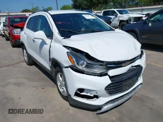 2020 Chevrolet Trax LT z VIN 3GNCJLSB7LL320652, wystawiony jako IAAI lot #42488075 z przebiegiem 64 250 mil mil oraz . Historia ofert i sprzedaży dostępna na DreamBid. Obrazek 1.