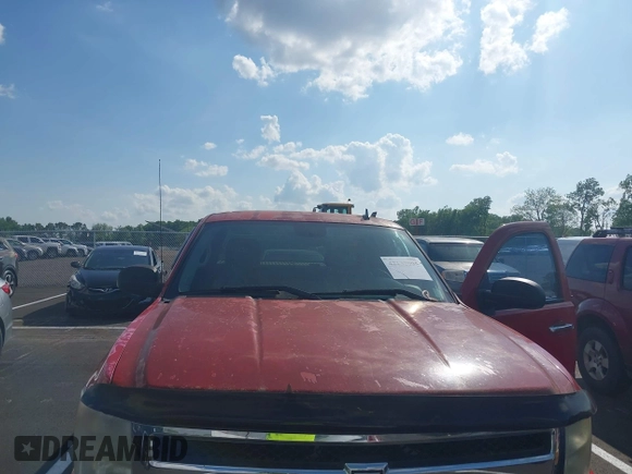 2008 Chevrolet Silverado 1500 1LT with VIN 2GCEC19J081256556, listed as a IAAI auction lot 42132995 with 178,937 mi miles and . Bid and sale history available at DreamBid. Image 6.