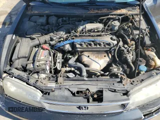 1996 Honda Accord EX with VIN 1HGCD5657TA159695, listed as a Copart auction lot 46241935 with 87,847 mi miles and Salvage Title. Bid and sale history available at DreamBid. Image 12.