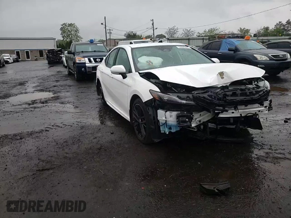 2025 Toyota Camry LE z VIN 4T1DAACK4SU061120, wystawiony jako Copart lot #55996285 z przebiegiem 5 025 mil mil oraz Szkoda całkowita • Salvage title. Historia ofert i sprzedaży dostępna na DreamBid. Obrazek 14.